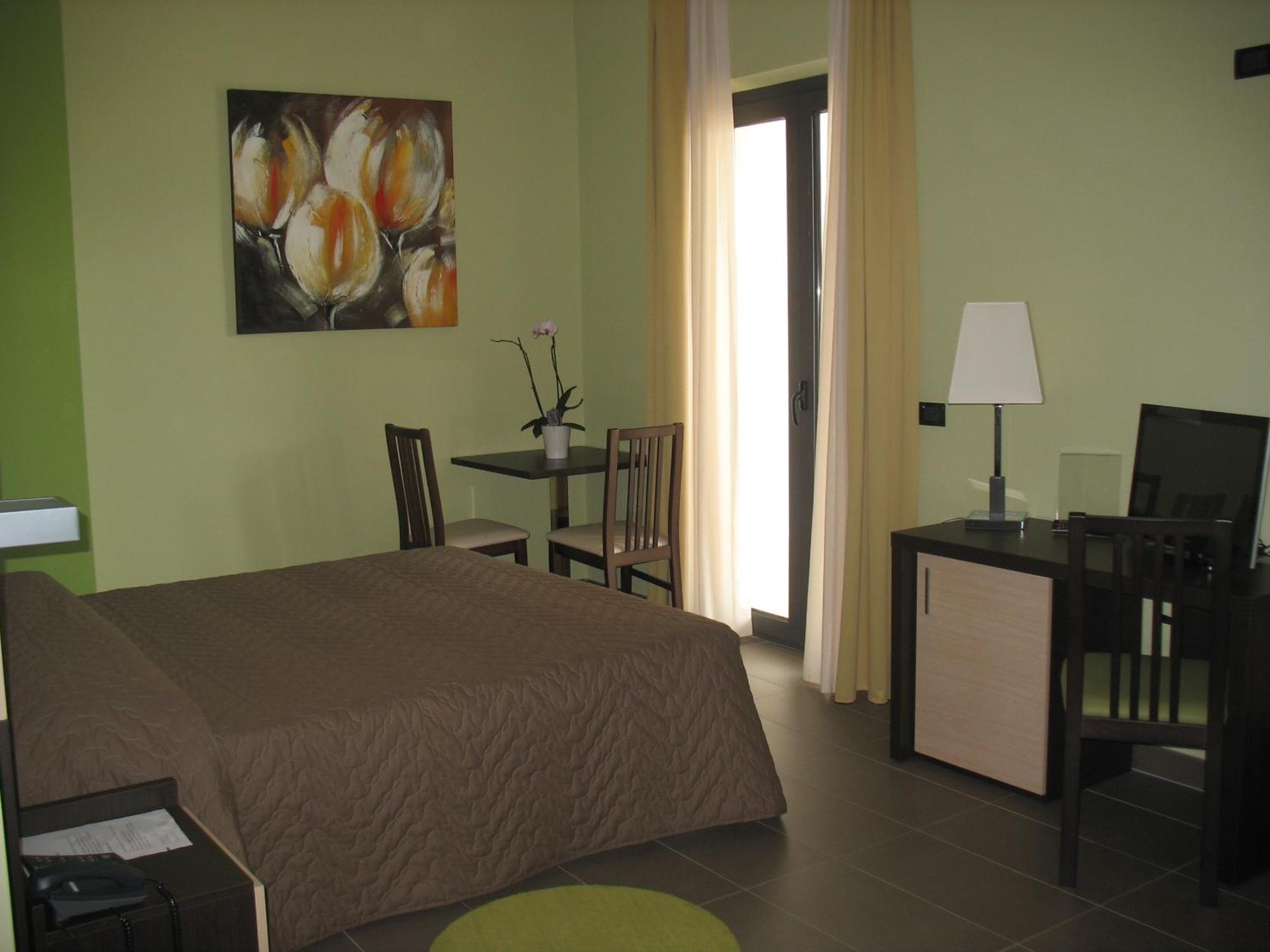 Life Sport Hotel Mentana Exterior foto