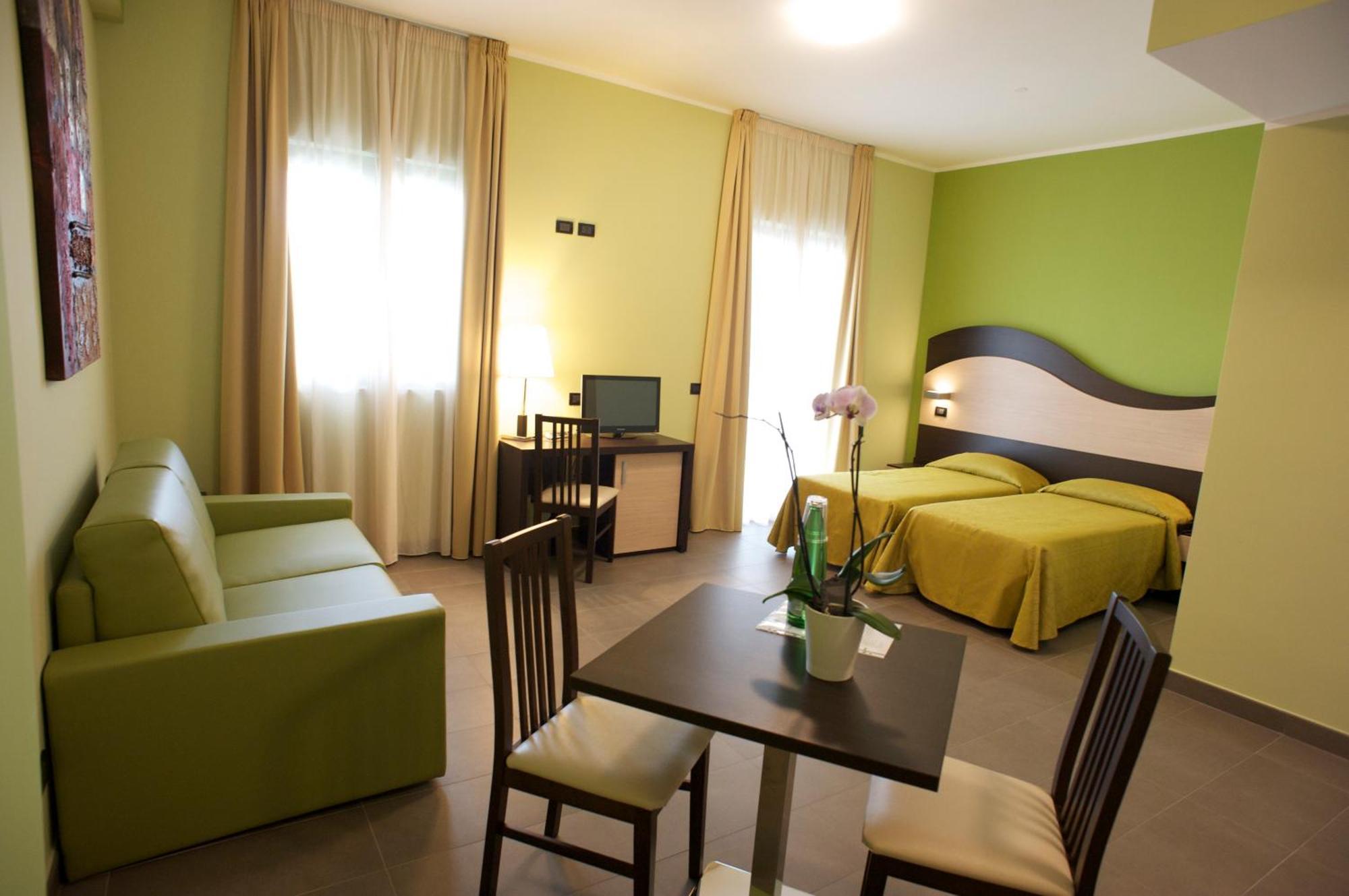 Life Sport Hotel Mentana Exterior foto